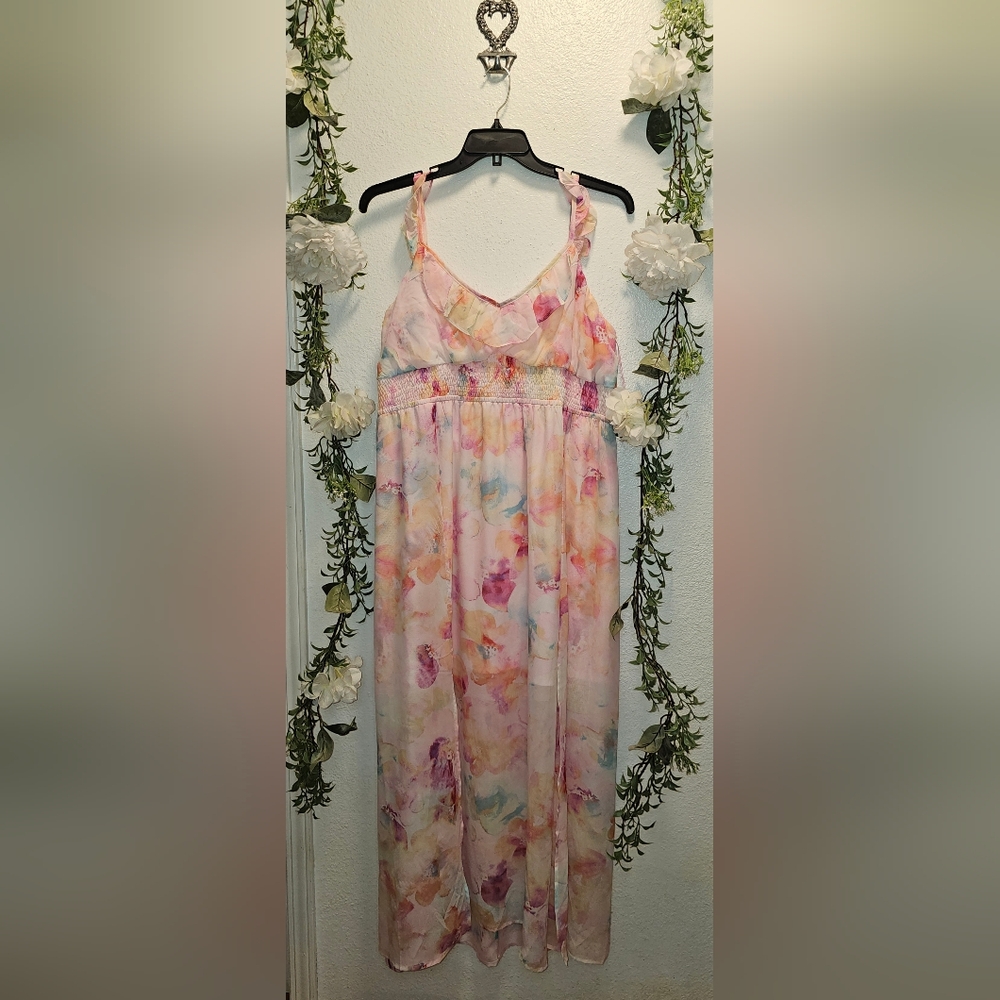 2X White Birch floral floor length dress.